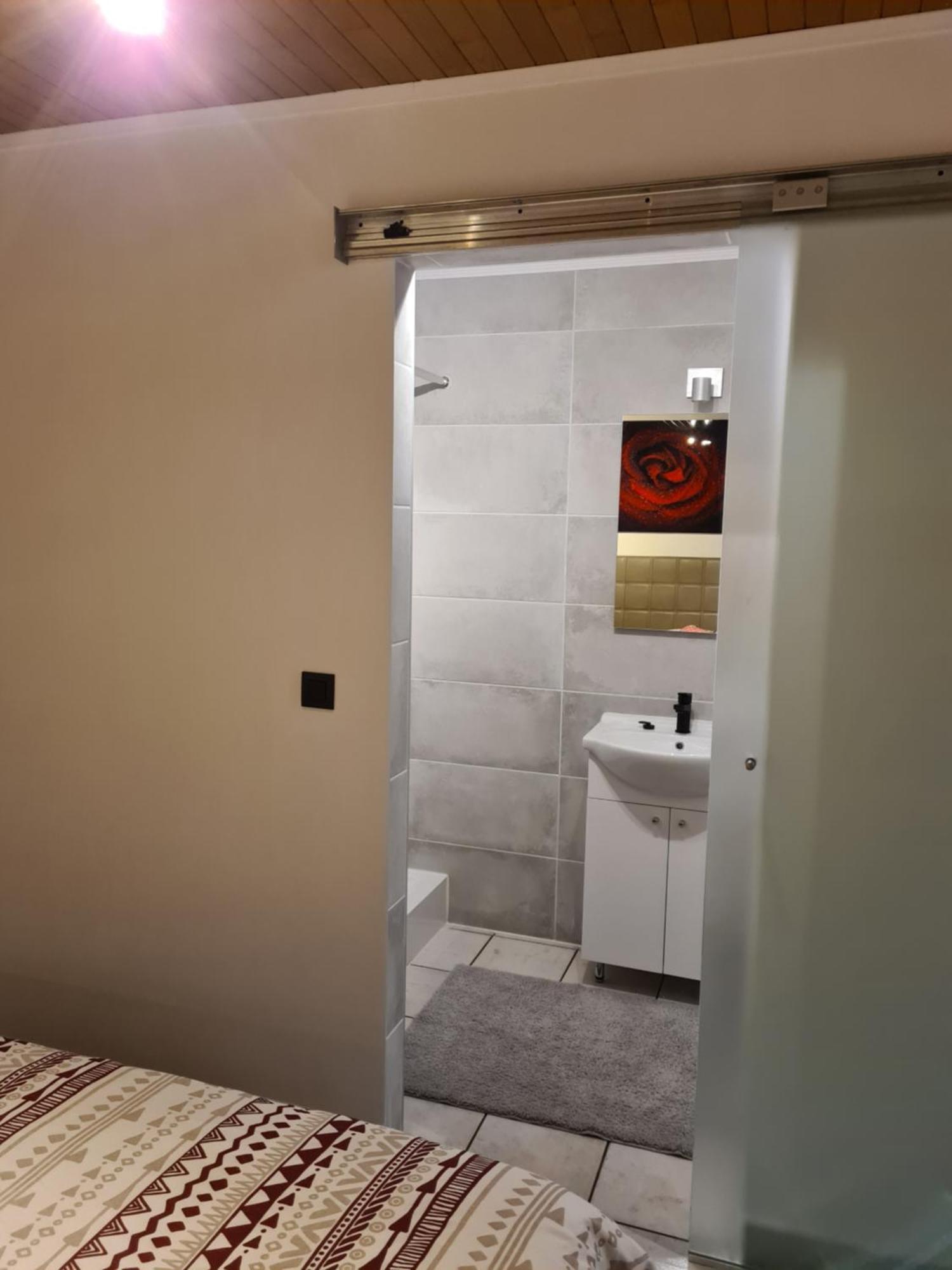 Homestay Gent-Merelbeke Self Check-In Service Melle الغرفة الصورة